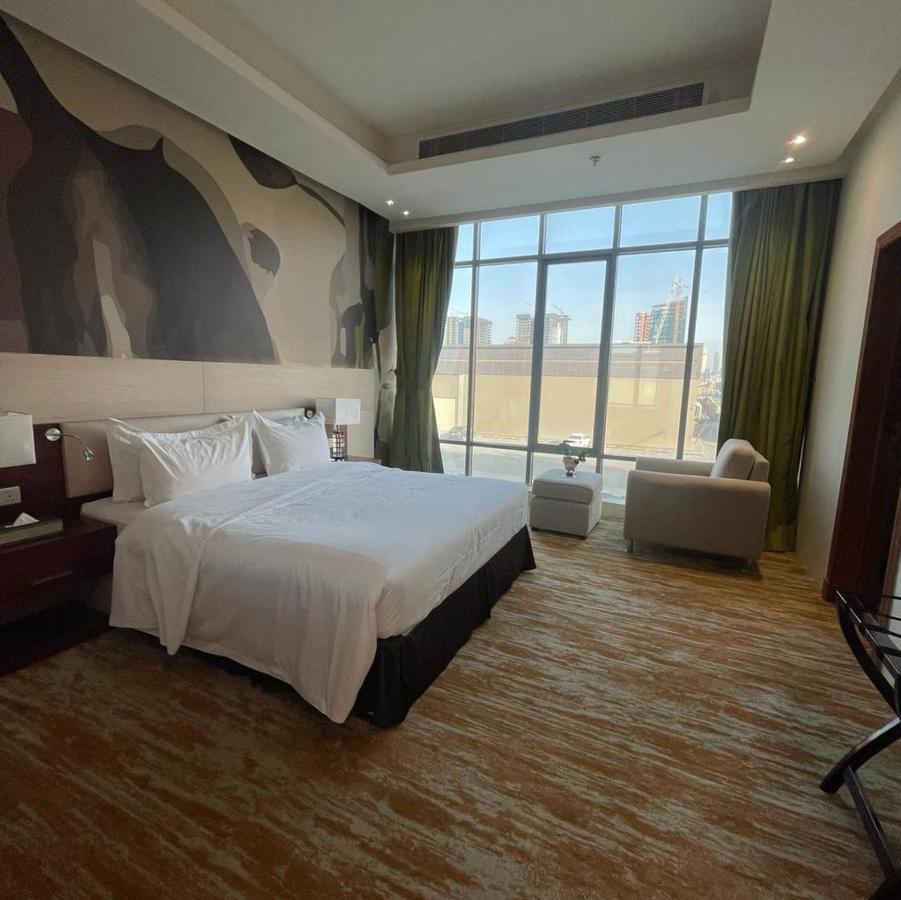 Thwary Hotel Suites Riyadh Eksteriør billede